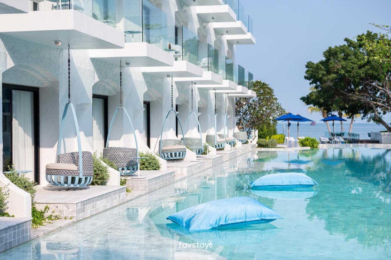 Kram Beach And Pattaya